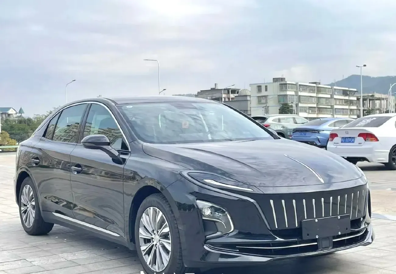 2023 HongQi E-QM5 BEV 54KWH,autocango,china used car exporter,china ev exporter,chinese used car exporter,chinese used ev exporter
