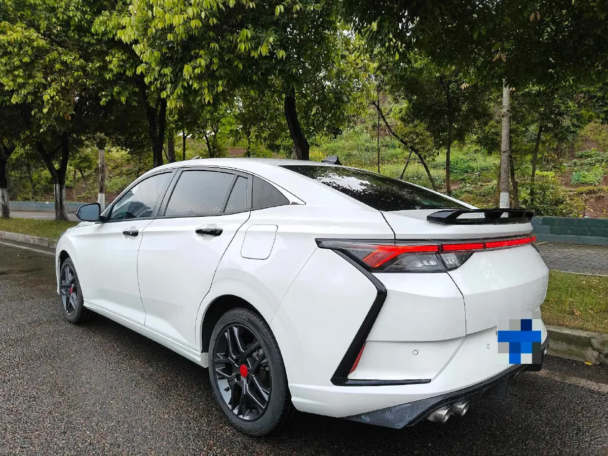 2021 DongFeng Aeolus YiXuan 1.5T 150HP L4 6DCT,autocango,china used car exporter,china ev exporter,chinese used car exporter,chinese used ev exporter