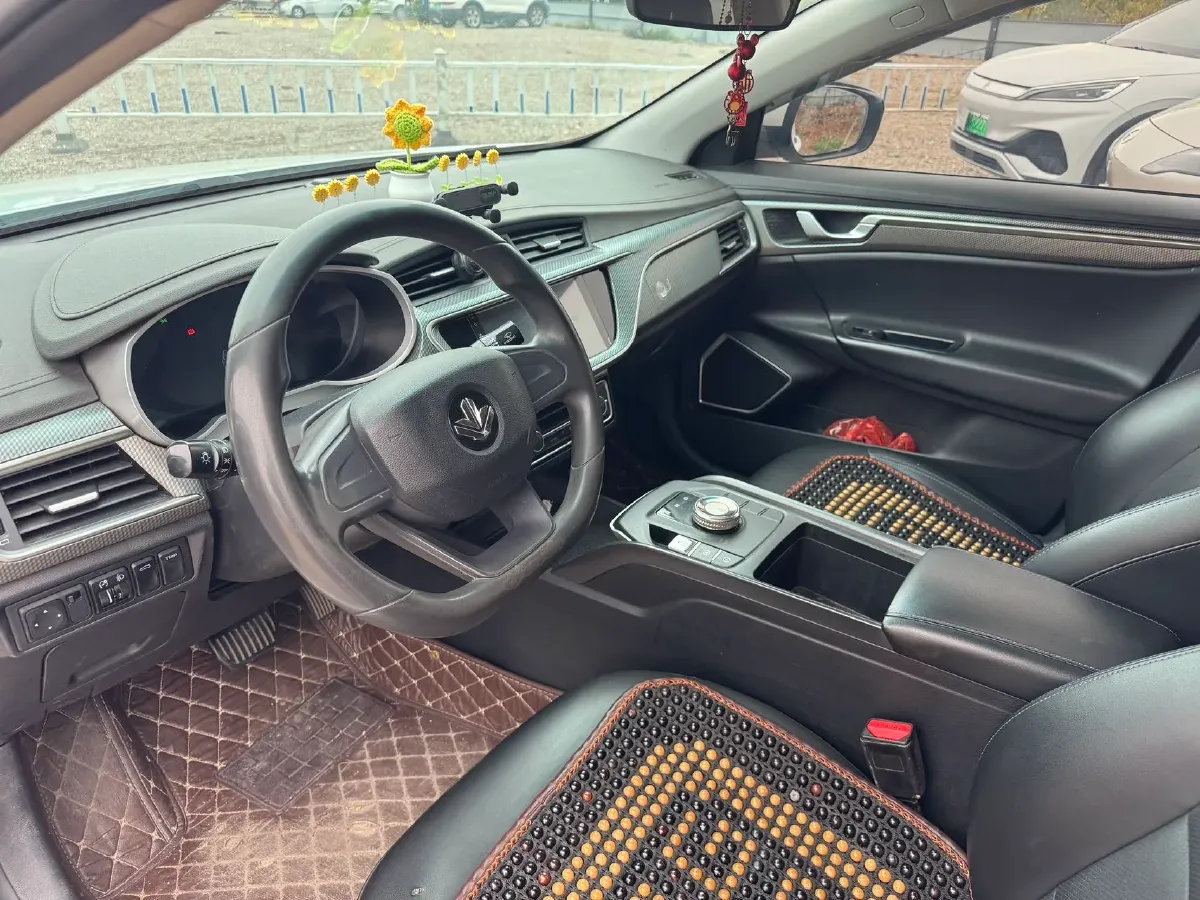 2022 Livan Maple 60s PRO BEV 52.56KWH,autocango,china used car exporter,china ev exporter,chinese used car exporter,chinese used ev exporter