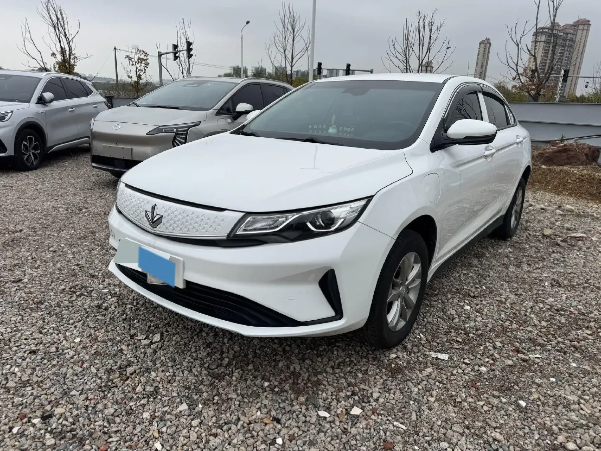 2022 Livan Maple 60s PRO BEV 52.56KWH,autocango,china used car exporter,china ev exporter,chinese used car exporter,chinese used ev exporter