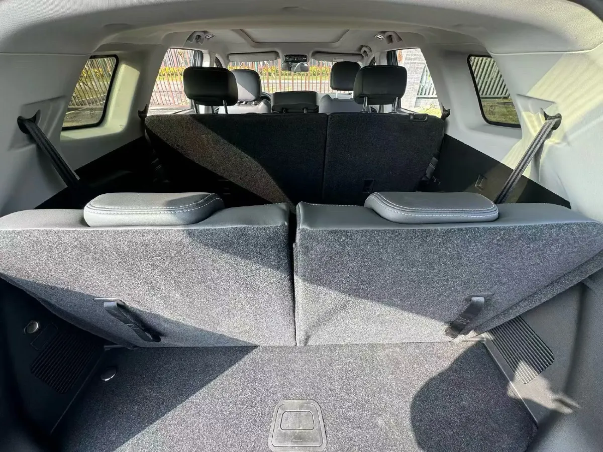 2021 Volkswagen T-Cross 1.5L 113HP L4 6AT,autocango,china used car exporter,china ev exporter,chinese used car exporter,chinese used ev exporter