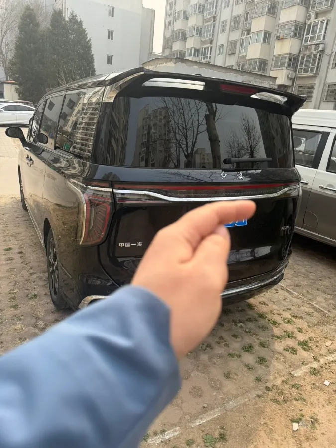 2023 HongQi HQ9 2.0T 252HP L4 8AT,autocango,china used car exporter,china ev exporter,chinese used car exporter,chinese used ev exporter