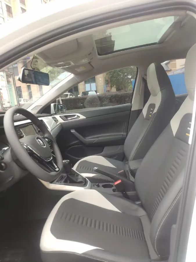 2021 Haval H6 1.5T 169HP L4 7DCT,autocango,china used car exporter,china ev exporter,chinese used car exporter,chinese used ev exporter