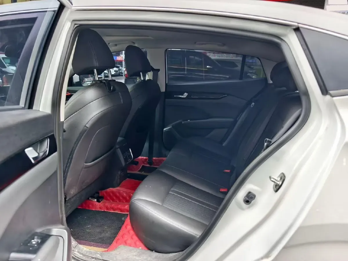 2020 DongFeng Aeolus YiXuan 1.5T 150HP L4 6DCT,autocango,china used car exporter,china ev exporter,chinese used car exporter,chinese used ev exporter