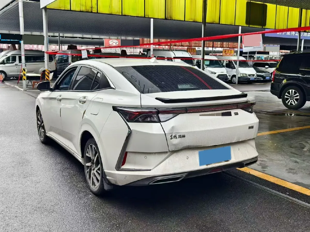 2020 DongFeng Aeolus YiXuan 1.5T 150HP L4 6DCT,autocango,china used car exporter,china ev exporter,chinese used car exporter,chinese used ev exporter
