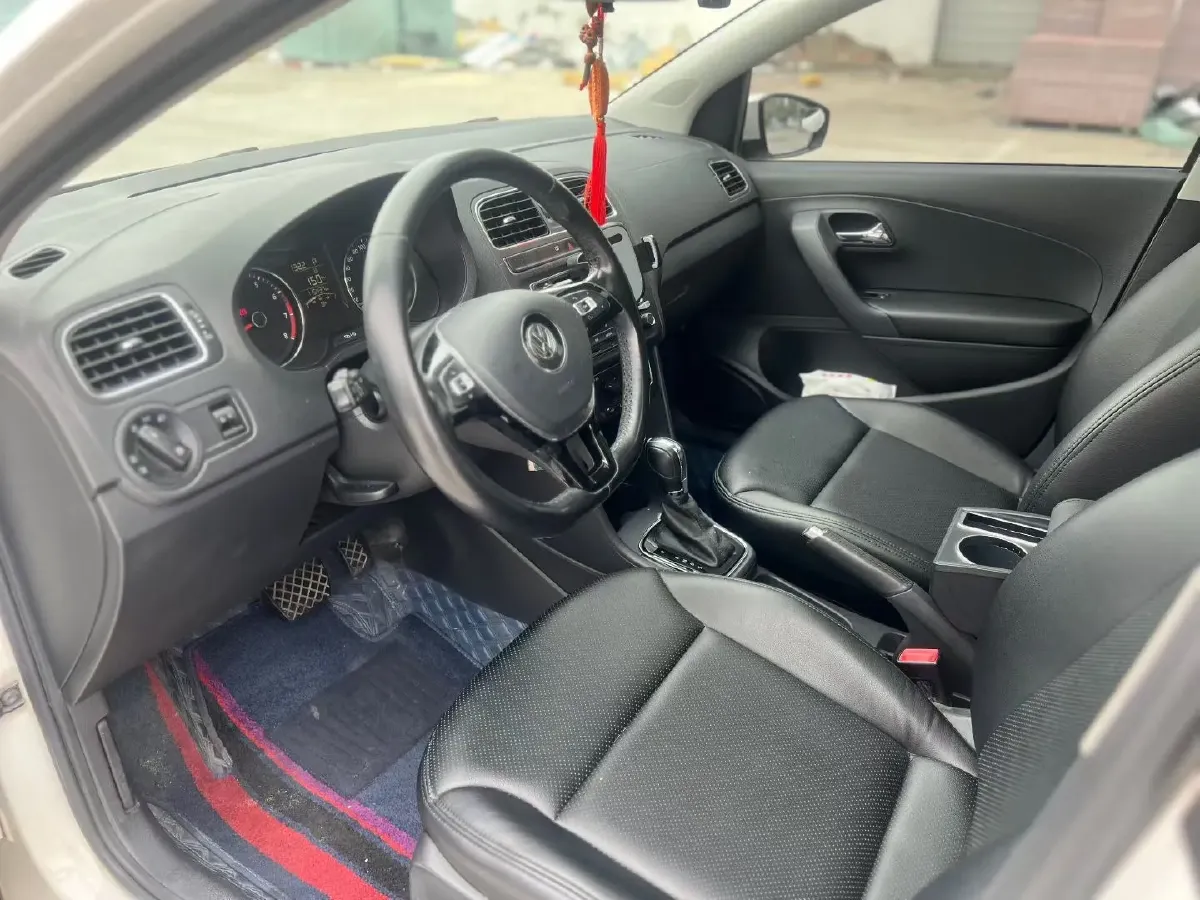 2016 Volkswagen Polo 1.6L 110HP L4 6AT,autocango,china used car exporter,china ev exporter,chinese used car exporter,chinese used ev exporter