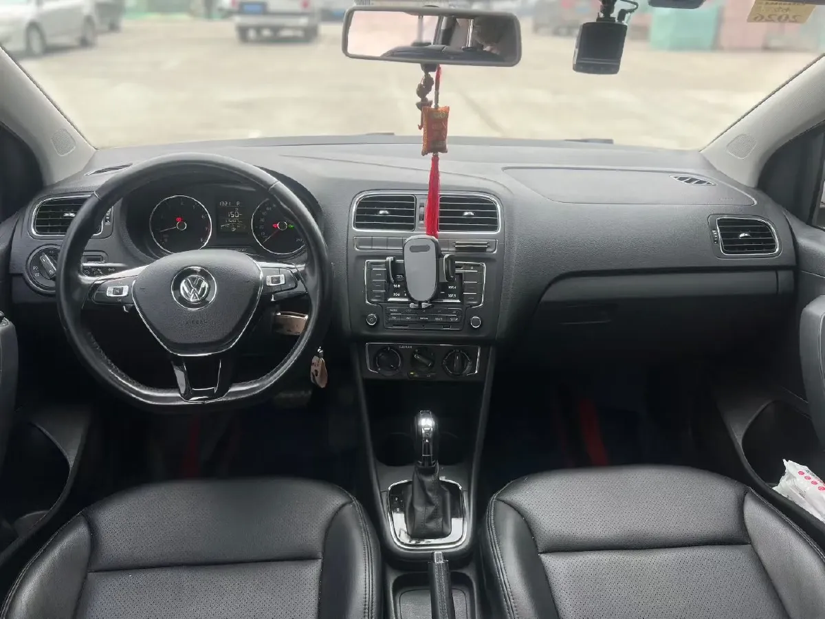 2016 Volkswagen Polo 1.6L 110HP L4 6AT,autocango,china used car exporter,china ev exporter,chinese used car exporter,chinese used ev exporter