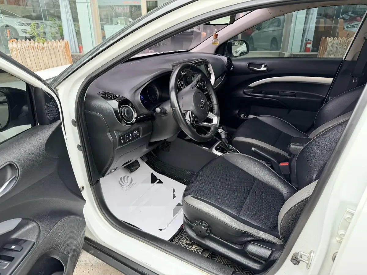 2019 Kia KX1 1.4L 100HP L4 6AT,autocango,china used car exporter,china ev exporter,chinese used car exporter,chinese used ev exporter