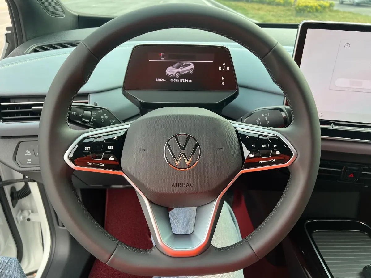 2025 Volkswagen ID.4 X BEV 52.8KWH,autocango,china used car exporter,china ev exporter,chinese used car exporter,chinese used ev exporter