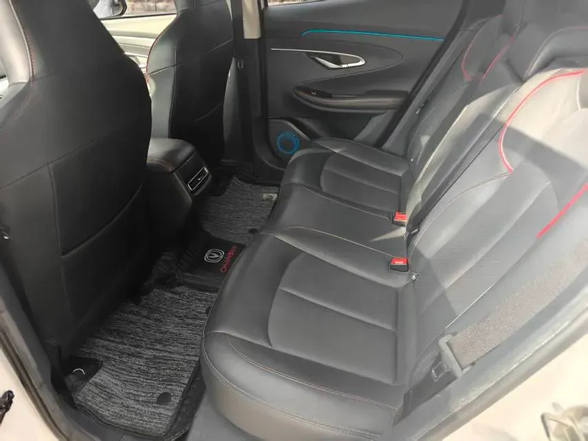 2020 ChangAn UNI-T 1.5T 180HP L4 7DCT,autocango,china used car exporter,china ev exporter,chinese used car exporter,chinese used ev exporter