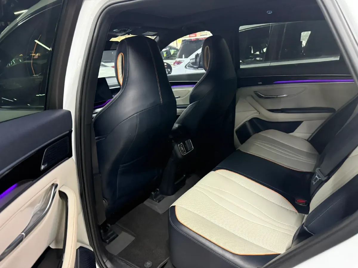 2021 Geely JiaJi 1.5T 177HP L3 7DCT PHEV 11.3KWH,autocango,china used car exporter,china ev exporter,chinese used car exporter,chinese used ev exporter