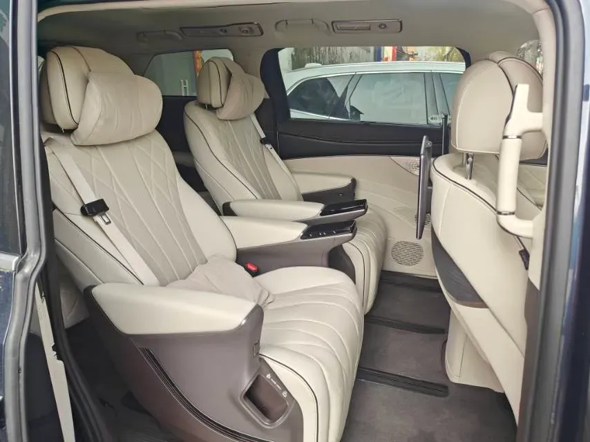 2024 Denza D9 1.5T 139HP L4 E-CVT PHEV 40KWH,autocango,china used car exporter,china ev exporter,chinese used car exporter,chinese used ev exporter