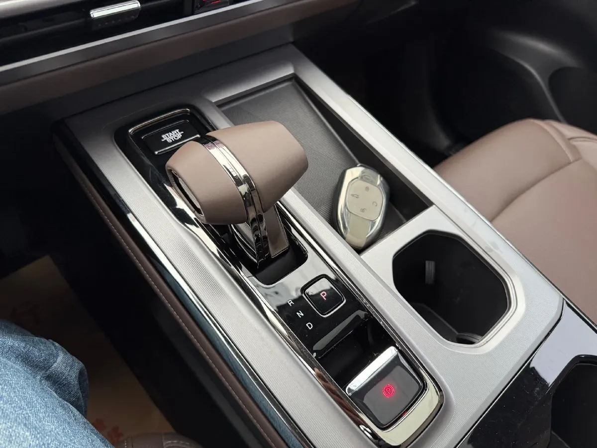 2024 GAC Trumpchi GS4 1.5T 177HP L4 7DCT,autocango,china used car exporter,china ev exporter,chinese used car exporter,chinese used ev exporter