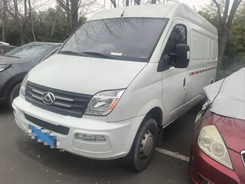 2023 MAXUS XinTu V80 2.0T 139HP L4 6MT,autocango,china used car exporter,china ev exporter,chinese used car exporter,chinese used ev exporter