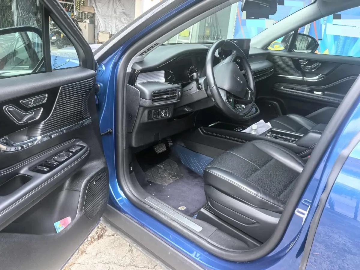 2020 Lincoln Corsair 2.0T 245HP L4 8AT,autocango,china used car exporter,china ev exporter,chinese used car exporter,chinese used ev exporter