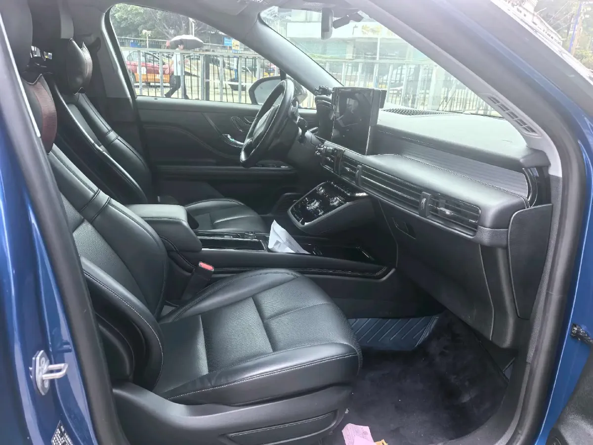 2020 Lincoln Corsair 2.0T 245HP L4 8AT,autocango,china used car exporter,china ev exporter,chinese used car exporter,chinese used ev exporter