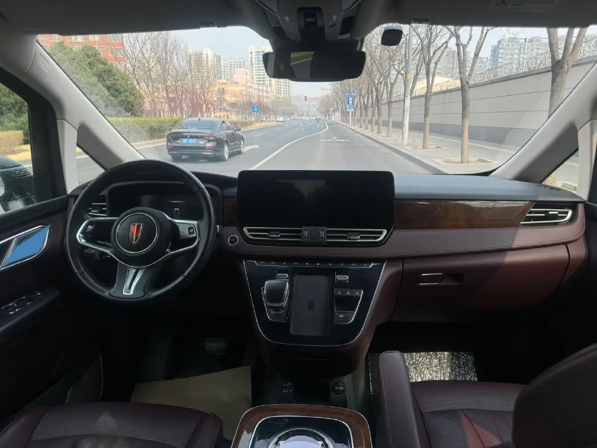 2023 HongQi HQ9 2.0T 252HP L4 8AT,autocango,china used car exporter,china ev exporter,chinese used car exporter,chinese used ev exporter