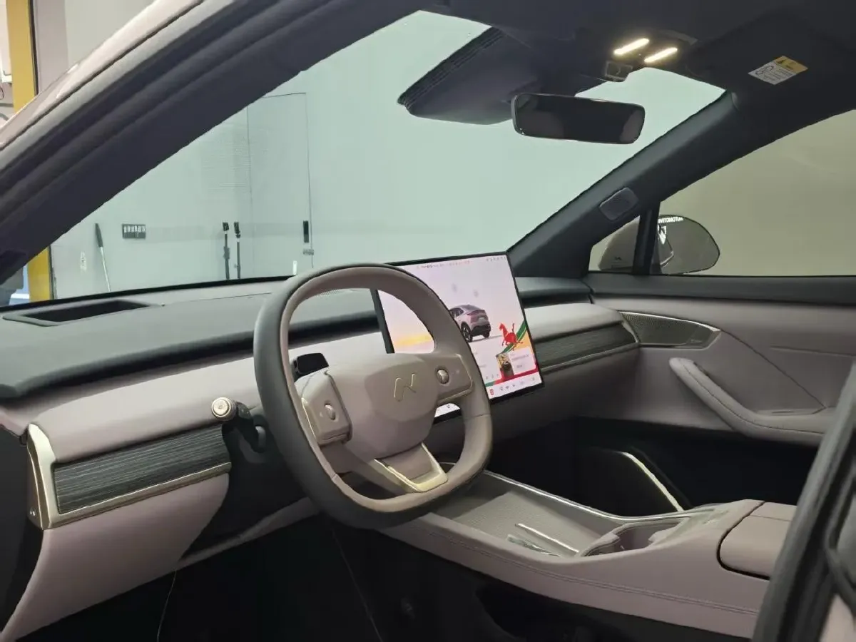 2024 ONVO L60 BEV 60KWH,autocango,china used car exporter,china ev exporter,chinese used car exporter,chinese used ev exporter