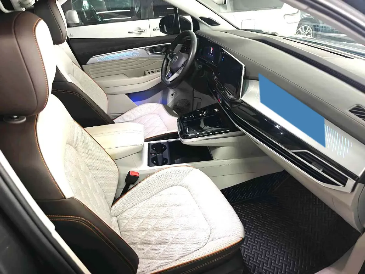 2021 Volkswagen Talagon 2.0T 220HP L4 7DCT,autocango,china used car exporter,china ev exporter,chinese used car exporter,chinese used ev exporter