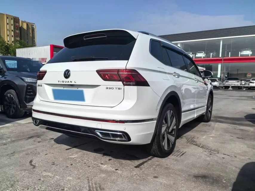 2023 Volkswagen Tiguan L 2.0T 186HP L4 7DCT,autocango,china used car exporter,china ev exporter,chinese used car exporter,chinese used ev exporter