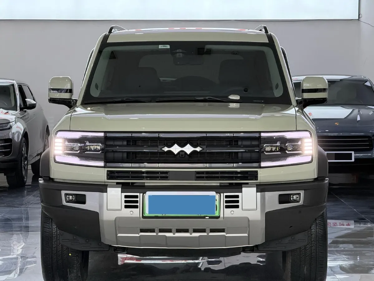 2023 FangChengBao Bao 5 1.5T 194HP L4 E-CVT PHEV 31.8KWH,autocango,china used car exporter,china ev exporter,chinese used car exporter,chinese used ev exporter