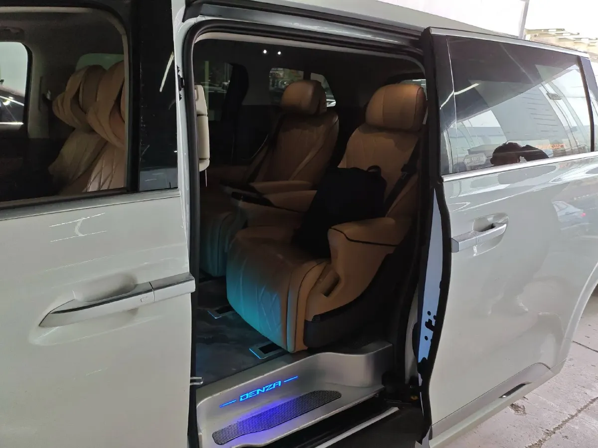2022 Honda Odyssey 2.0L 146HP L4 E-CVT Hybrid,autocango,china used car exporter,china ev exporter,chinese used car exporter,chinese used ev exporter