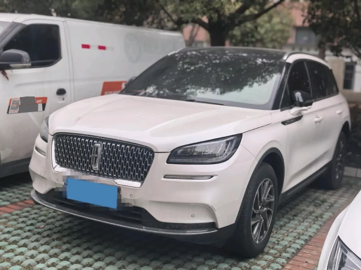 2021 Lincoln Corsair 2.0T 245HP L4 8AT,autocango,china used car exporter,china ev exporter,chinese used car exporter,chinese used ev exporter