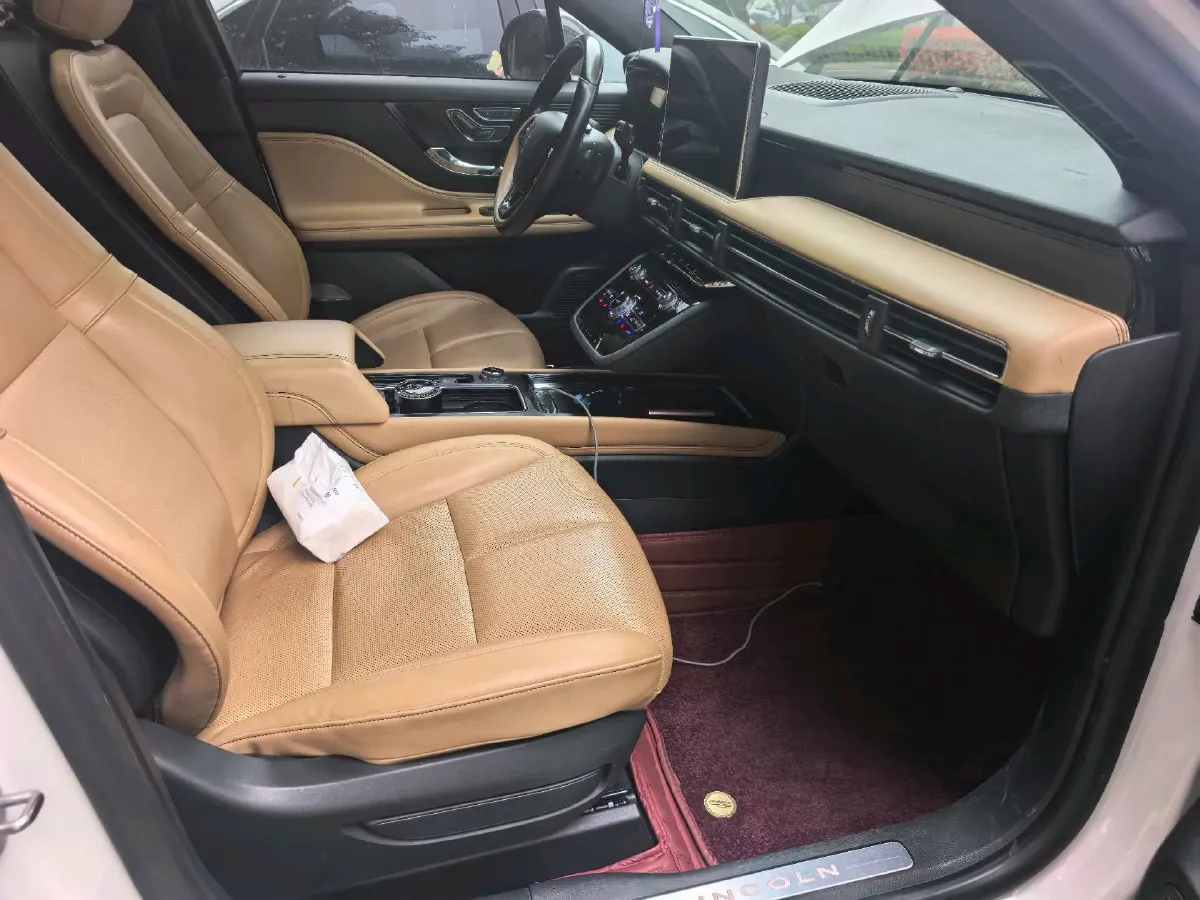 2021 Lincoln Corsair 2.0T 245HP L4 8AT,autocango,china used car exporter,china ev exporter,chinese used car exporter,chinese used ev exporter