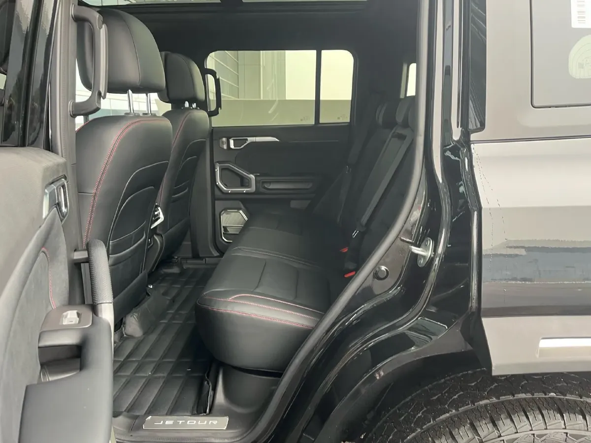 2025 Jetour Traveller 2.0T 254HP L4 7DCT,autocango,china used car exporter,china ev exporter,chinese used car exporter,chinese used ev exporter