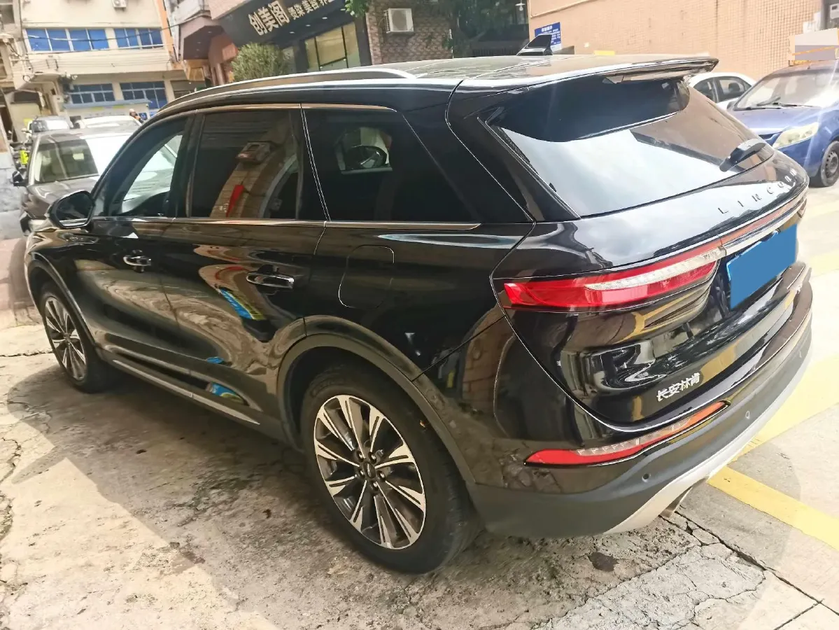 2021 Lincoln Corsair 2.0T 245HP L4 8AT,autocango,china used car exporter,china ev exporter,chinese used car exporter,chinese used ev exporter