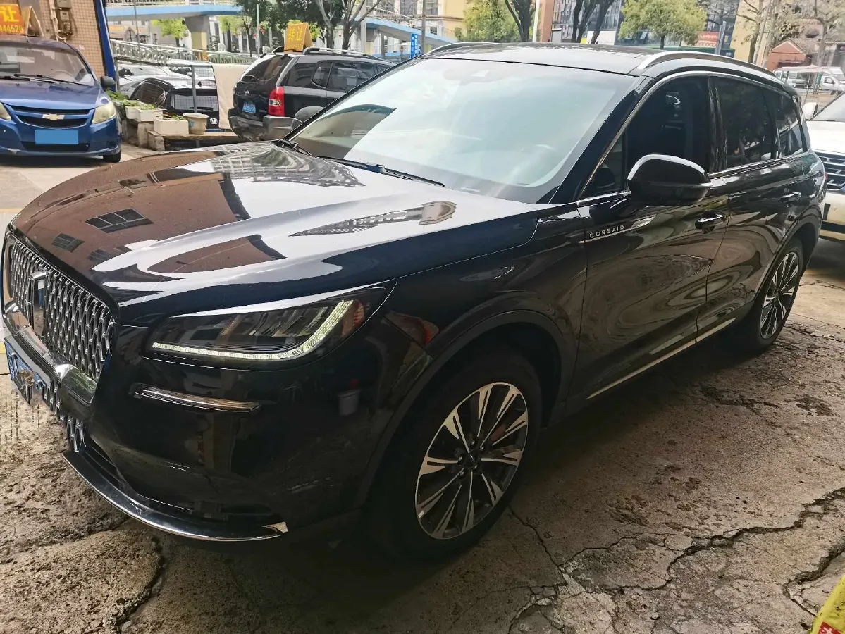 2021 Lincoln Corsair 2.0T 245HP L4 8AT,autocango,china used car exporter,china ev exporter,chinese used car exporter,chinese used ev exporter