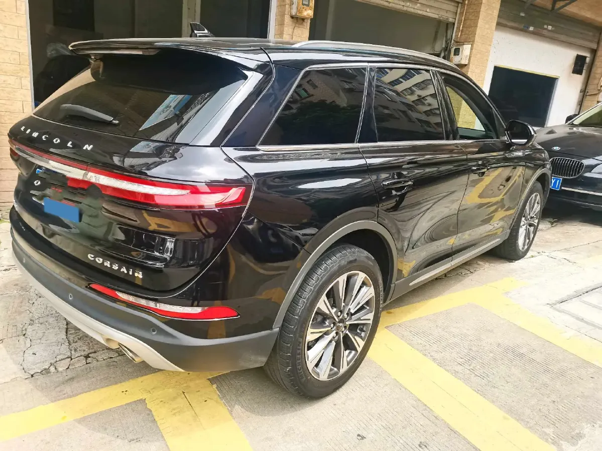 2021 Lincoln Corsair 2.0T 245HP L4 8AT,autocango,china used car exporter,china ev exporter,chinese used car exporter,chinese used ev exporter