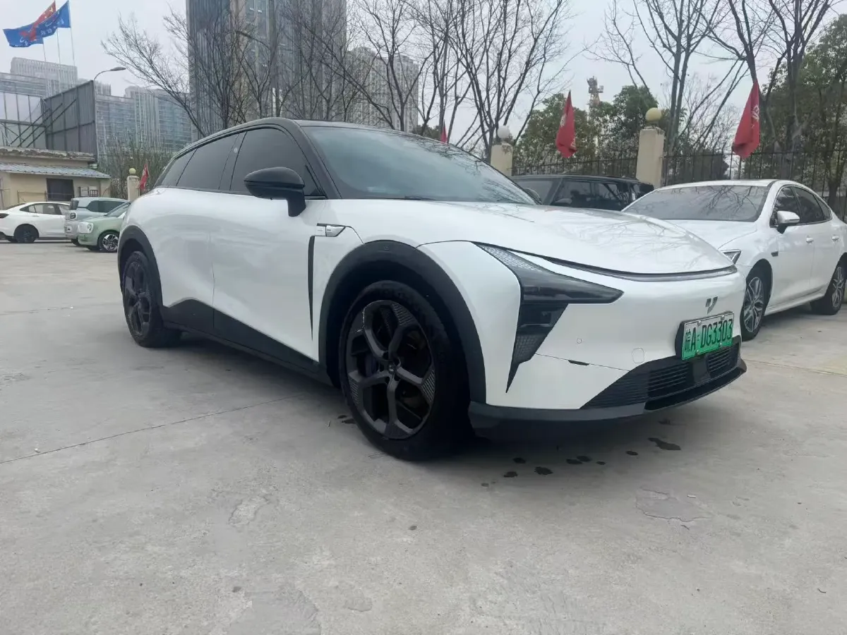 2023 Honda CR-V 2.0L 150HP L4 E-CVT PHEV 17.7KWH,autocango,china used car exporter,china ev exporter,chinese used car exporter,chinese used ev exporter