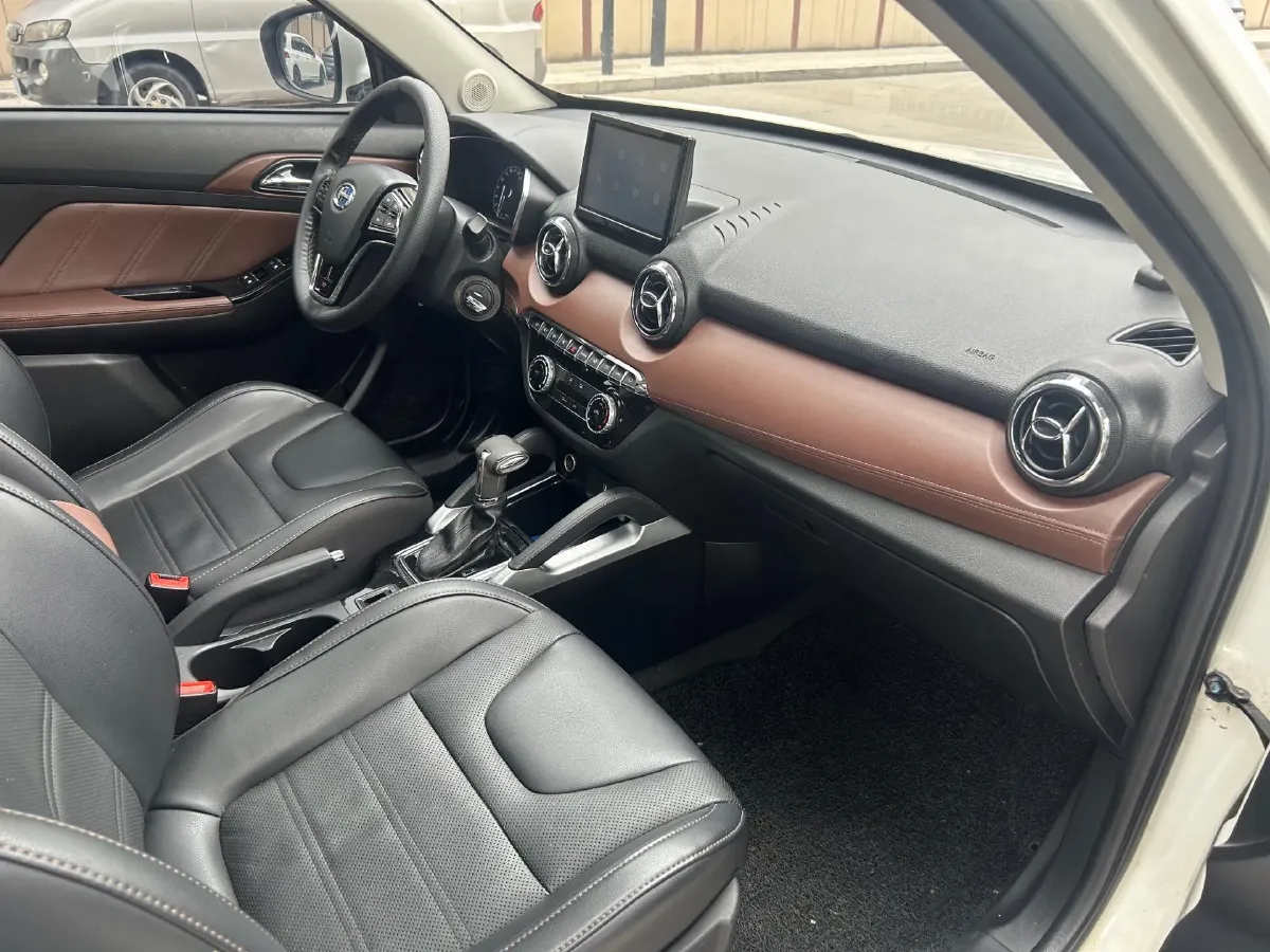 2018 BAIC ChangHe Q35 1.5L 116HP L4 4AT,autocango,china used car exporter,china ev exporter,chinese used car exporter,chinese used ev exporter