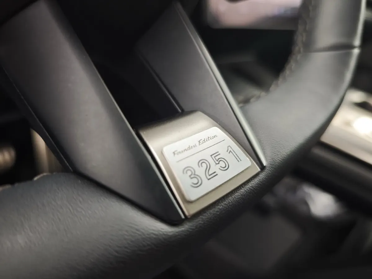 2024 MI SU7 BEV 101KWH,autocango,china used car exporter,china ev exporter,chinese used car exporter,chinese used ev exporter