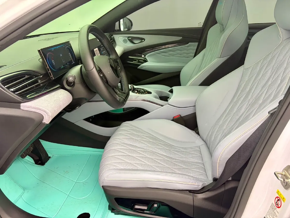 2022 MAXUS DaJia 5 BEV 70KWH,autocango,china used car exporter,china ev exporter,chinese used car exporter,chinese used ev exporter