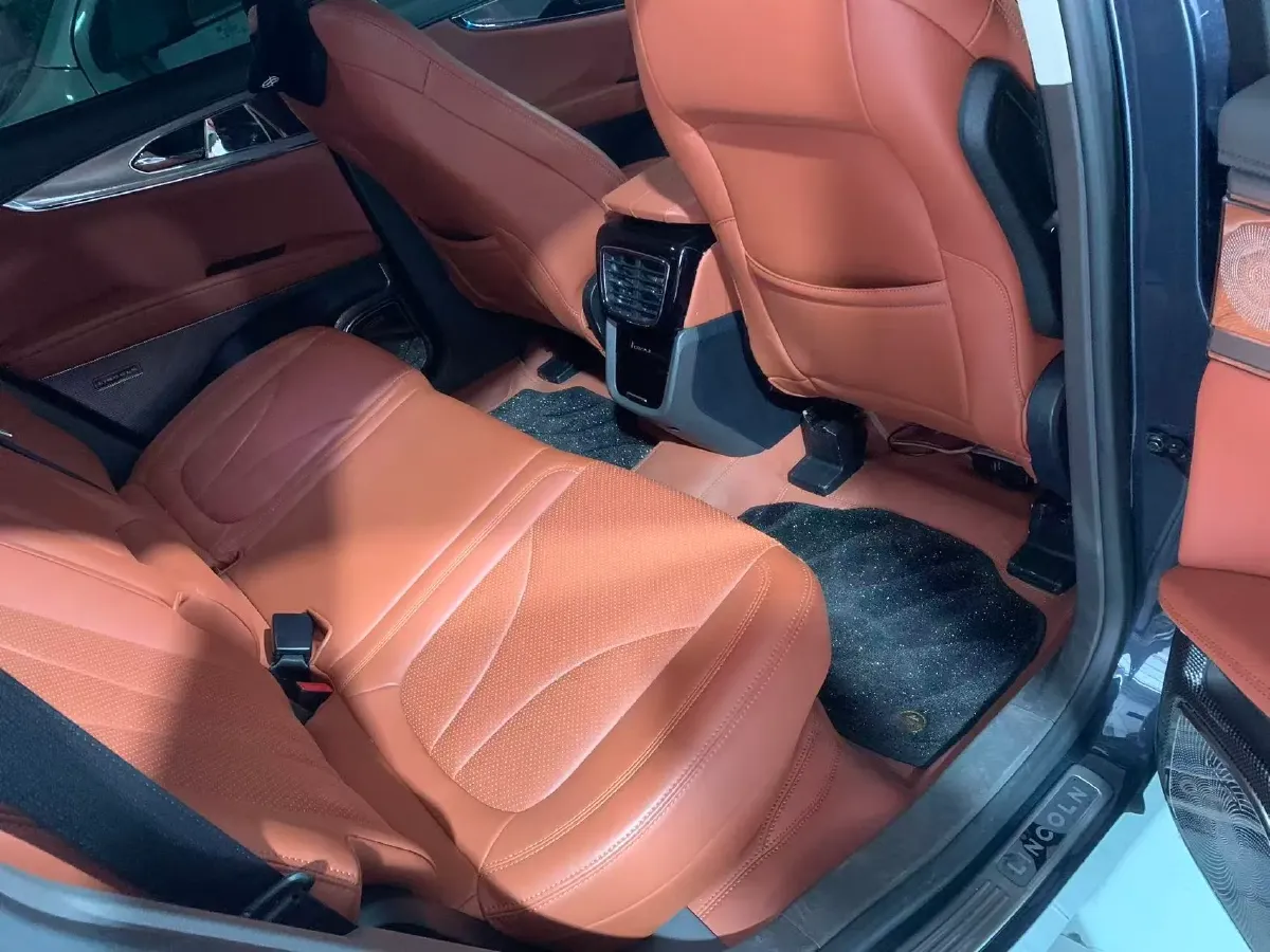 2021 Lincoln Nautilus 2.0T 245HP L4 8AT,autocango,china used car exporter,china ev exporter,chinese used car exporter,chinese used ev exporter