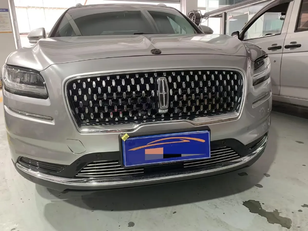 2021 Lincoln Nautilus 2.0T 245HP L4 8AT,autocango,china used car exporter,china ev exporter,chinese used car exporter,chinese used ev exporter