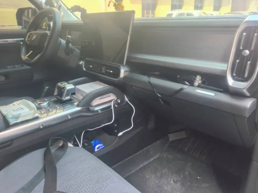 2024 Jetour ShanHai TravellerC-DM 1.5T 156HP L4 3DHT PHEV 43.24KWH,autocango,china used car exporter,china ev exporter,chinese used car exporter,chinese used ev exporter