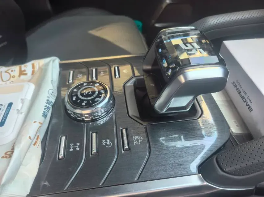 2024 Jetour ShanHai TravellerC-DM 1.5T 156HP L4 3DHT PHEV 43.24KWH,autocango,china used car exporter,china ev exporter,chinese used car exporter,chinese used ev exporter