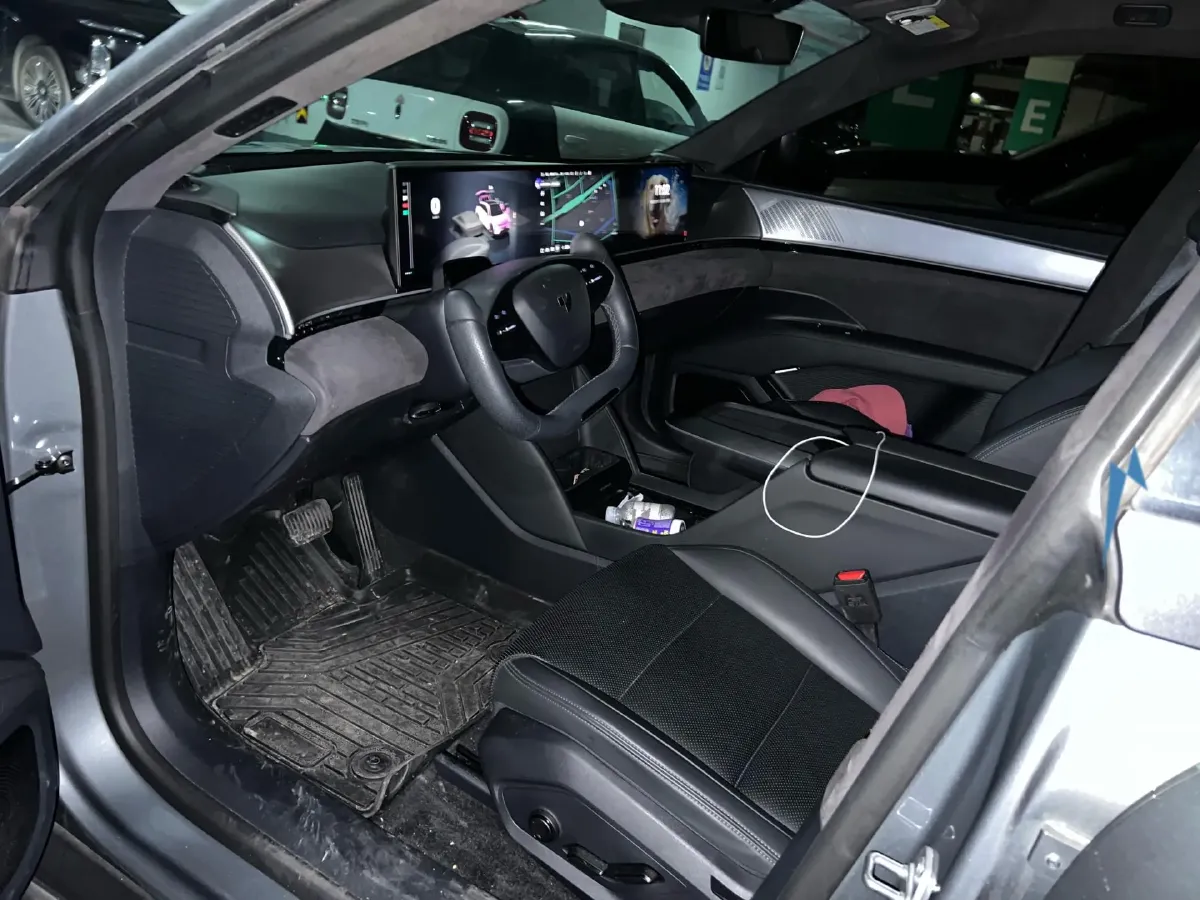 2023 Honda CR-V 2.0L 150HP L4 E-CVT PHEV 17.7KWH,autocango,china used car exporter,china ev exporter,chinese used car exporter,chinese used ev exporter