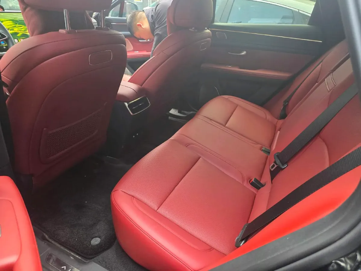 2025 AITO AITO M5 1.5T 152HP L4 REEV 42KWH,autocango,china used car exporter,china ev exporter,chinese used car exporter,chinese used ev exporter