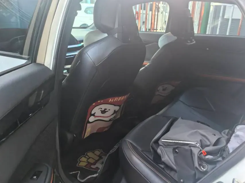 2023 ChangAn UNI-V iDD 1.5T 170HP L4 6TCT PHEV 18.4KWH,autocango,china used car exporter,china ev exporter,chinese used car exporter,chinese used ev exporter