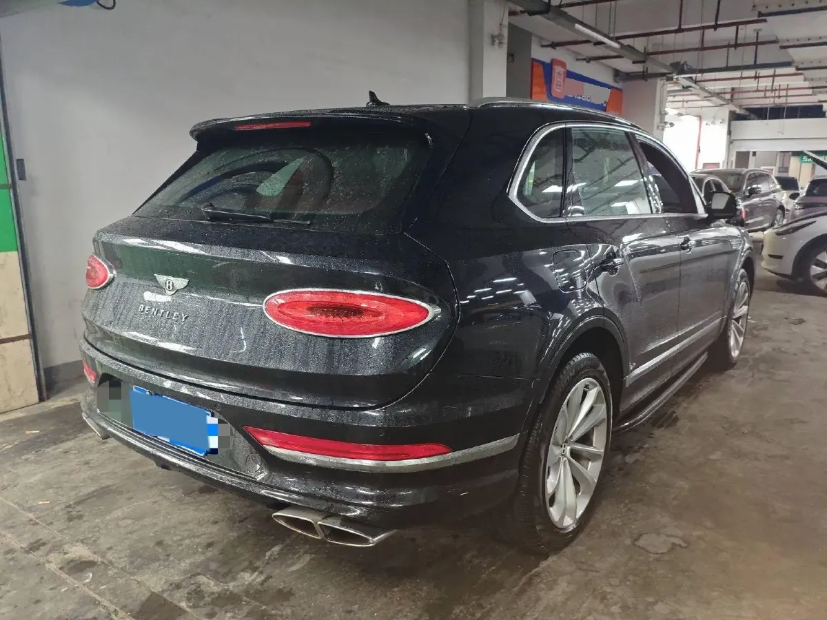 2021 Bentley Bentayga 4.0T 550HP V8 8AT,autocango,china used car exporter,china ev exporter,chinese used car exporter,chinese used ev exporter