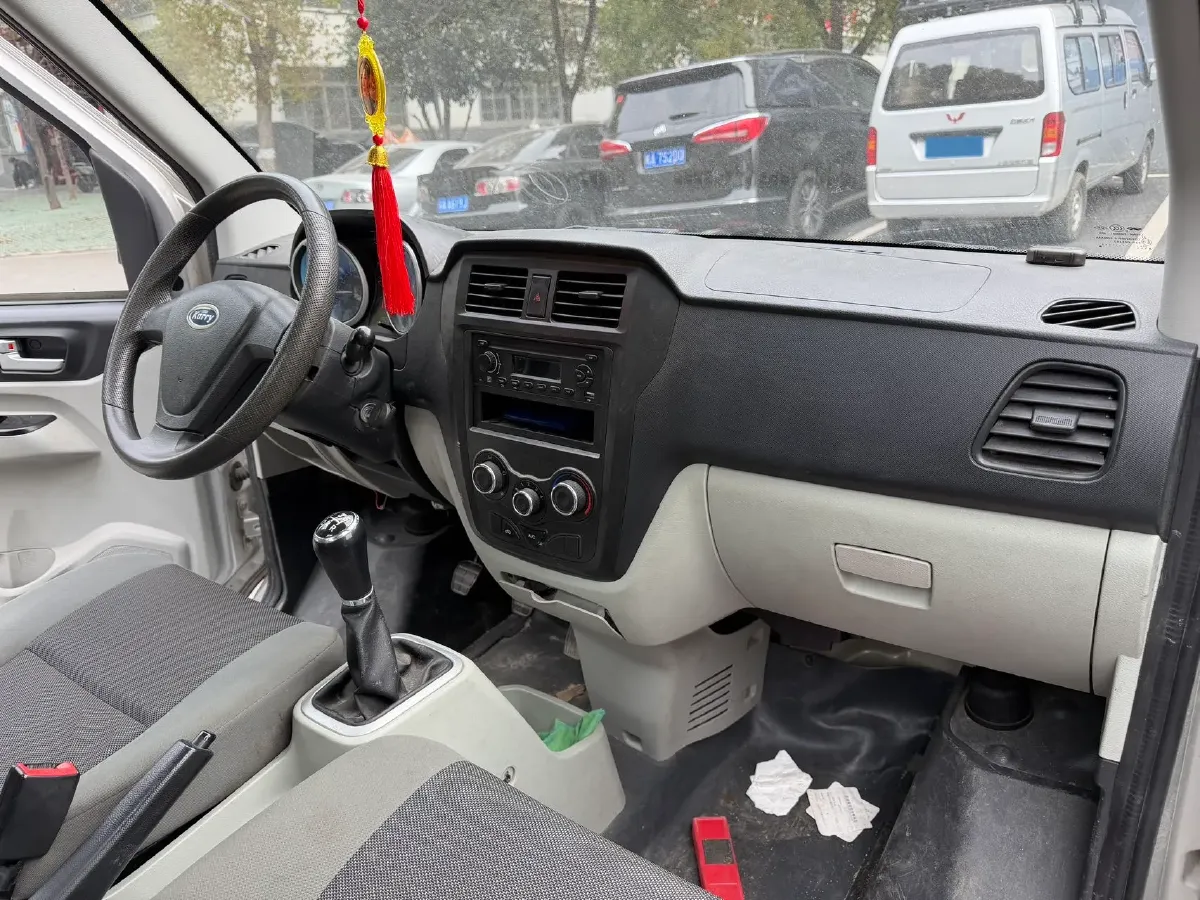 2021 Karry YouJin 1.5L 116HP L4 5MT,autocango,china used car exporter,china ev exporter,chinese used car exporter,chinese used ev exporter