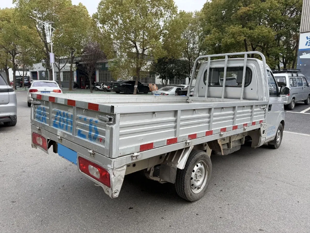 2021 Karry YouJin 1.5L 116HP L4 5MT,autocango,china used car exporter,china ev exporter,chinese used car exporter,chinese used ev exporter