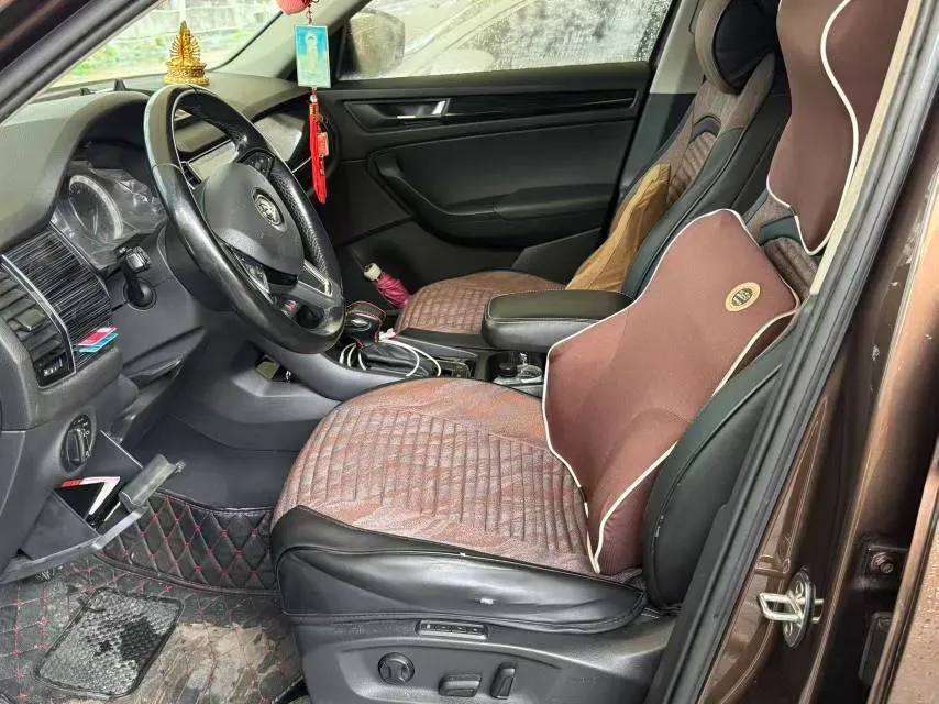 2018 Skoda Kodiak 2.0T 186HP L4 7DCT,autocango,china used car exporter,china ev exporter,chinese used car exporter,chinese used ev exporter