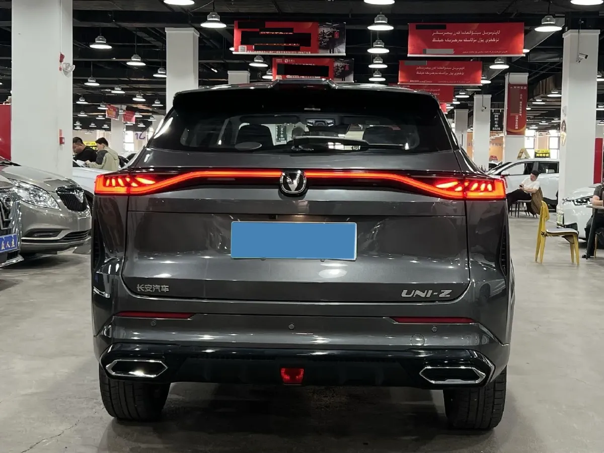 2024 ChangAn UNI-Z 1.5L 98HP L4 E-CVT PHEV 18.4KWH,autocango,china used car exporter,china ev exporter,chinese used car exporter,chinese used ev exporter