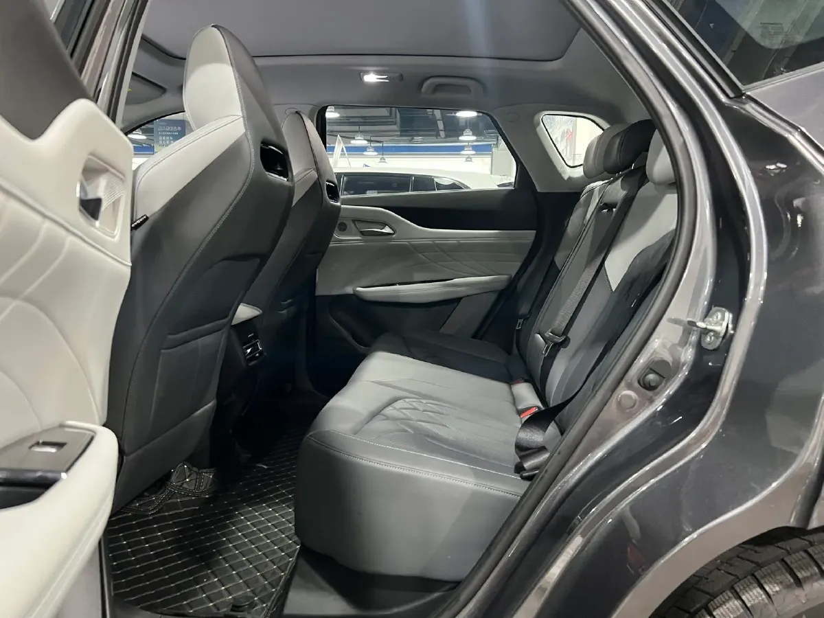 2024 ChangAn UNI-Z 1.5L 98HP L4 E-CVT PHEV 18.4KWH,autocango,china used car exporter,china ev exporter,chinese used car exporter,chinese used ev exporter