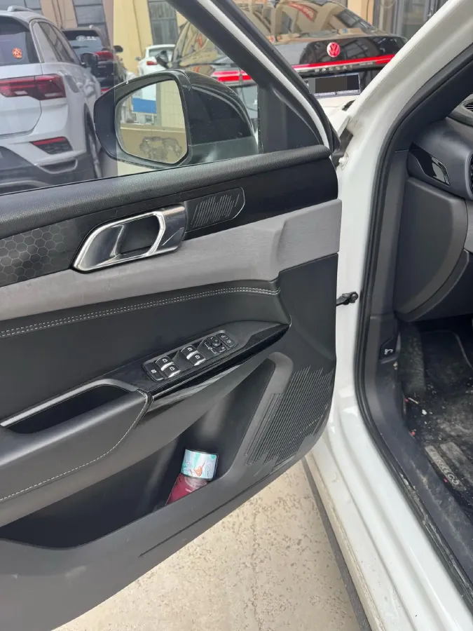 2022 LYNK&CO 03 2.0T 190HP L4 7DCT,autocango,china used car exporter,china ev exporter,chinese used car exporter,chinese used ev exporter